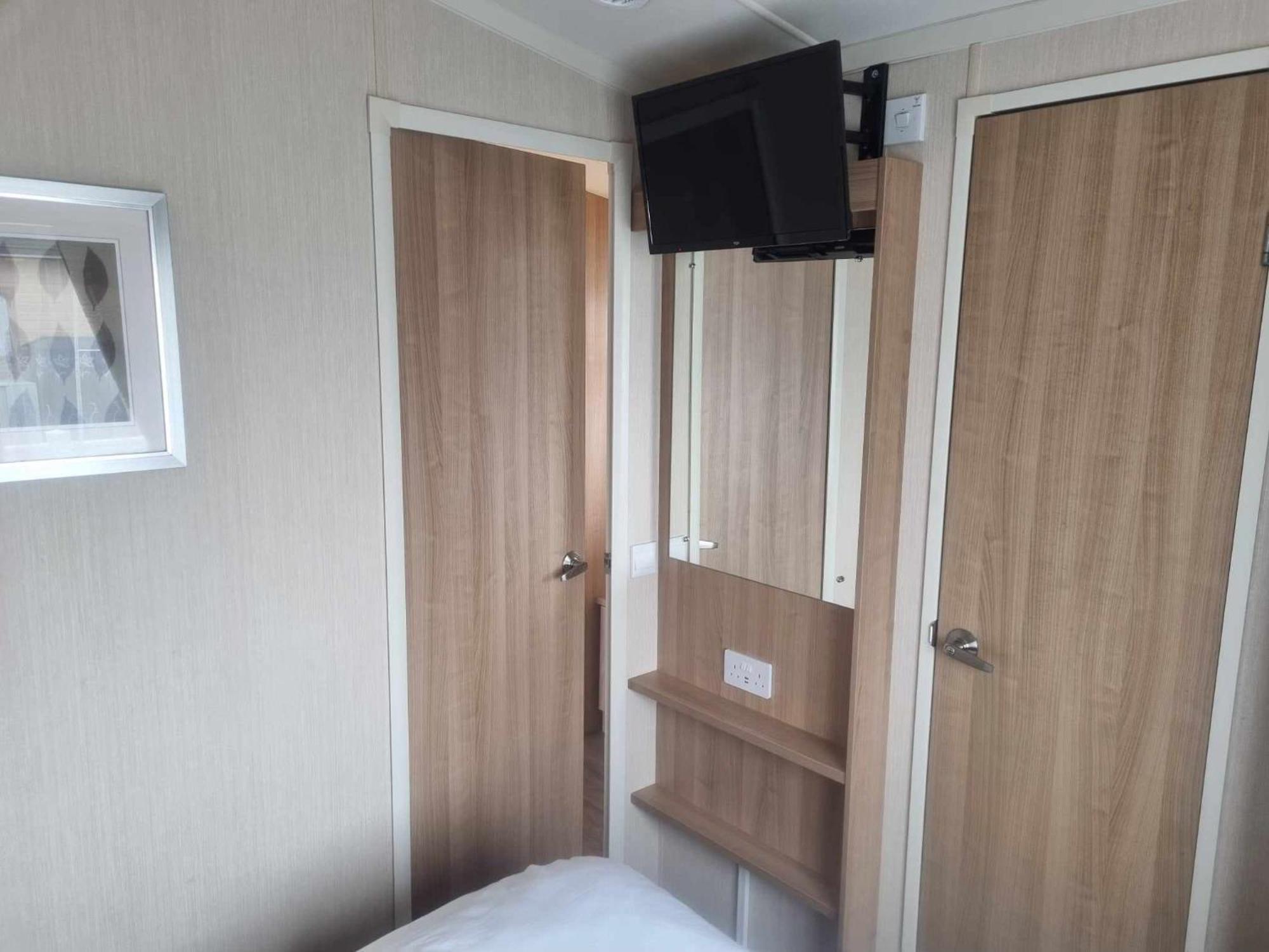 8 Berth Deluxe Caravan Palm Grove 142 Golden Palm Chapel St Leonards 外观 照片